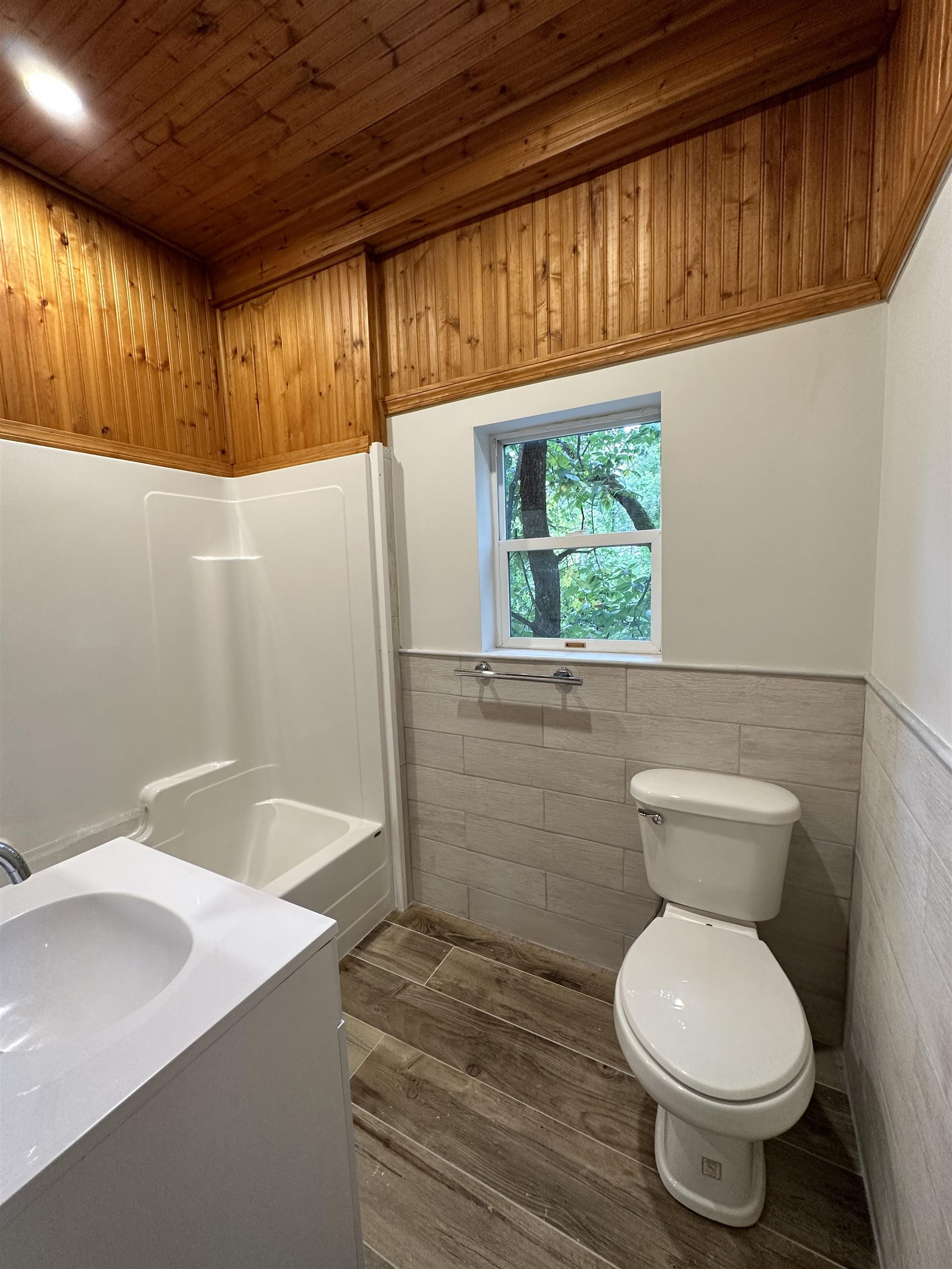 80 Main Street Winchester, NH 03470 - Photo 8 of 11