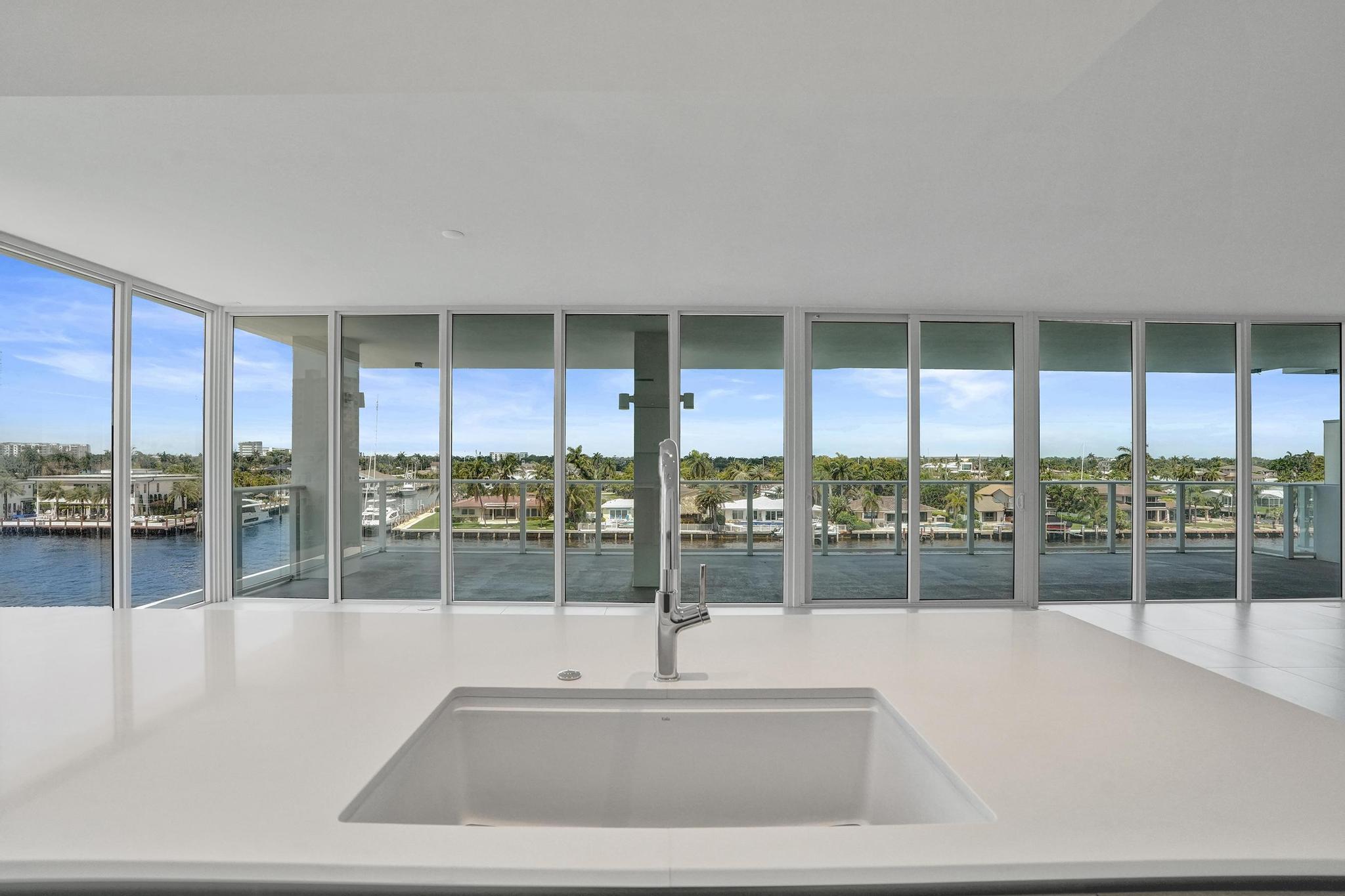 407 North Riverside Drive Pompano Beach, FL 33062 - Photo 52 of 96 DSC07182