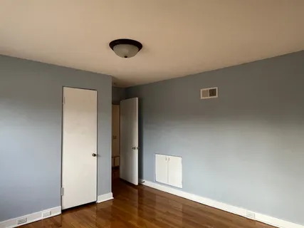 $1,850 | 918 North 5th Avenue, Unit 2, Maywood, IL 60153