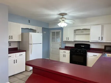 $1,850 | 918 North 5th Avenue, Unit 2, Maywood, IL 60153