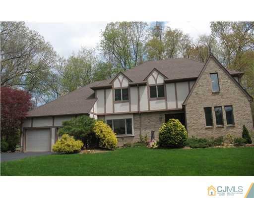 28 Cherokee Road East Brunswick, NJ 08816 - Photo 1 of 24 Gallery Image 1