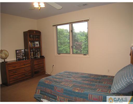 28 Cherokee Road East Brunswick, NJ 08816 - Photo 19 of 24 Gallery Image 19