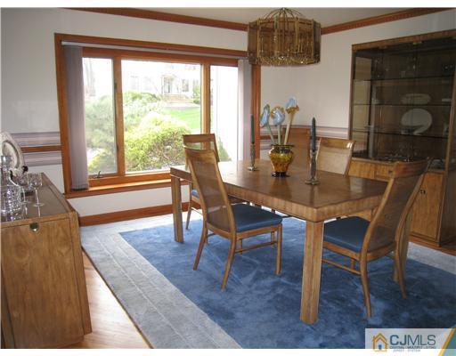28 Cherokee Road East Brunswick, NJ 08816 - Photo 8 of 24 Gallery Image 8