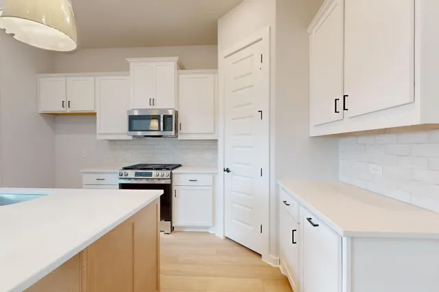 $419,990 | 13114 Geary Drive, Austin, TX 78610