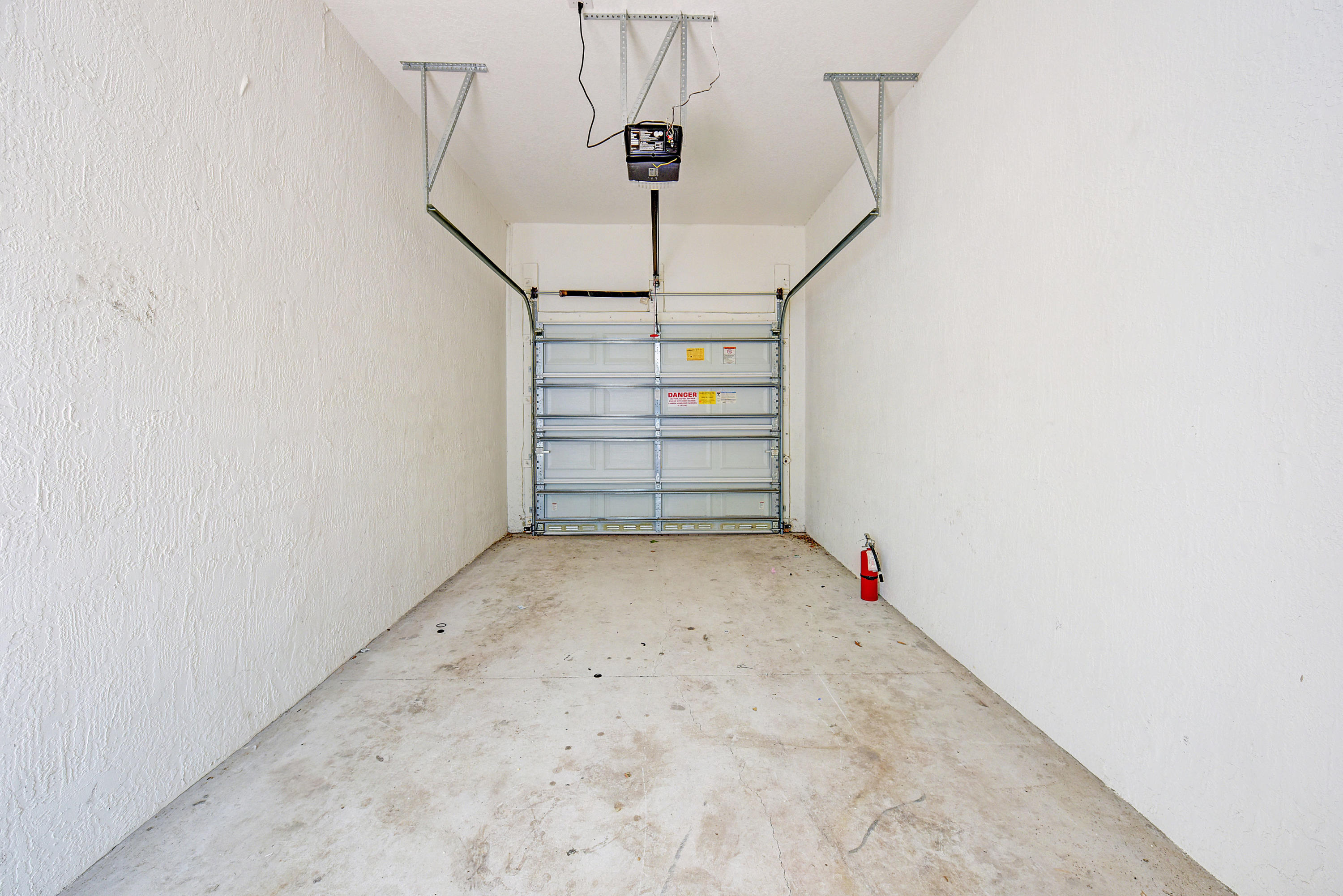 932 Northwest 18th Avenue Boca Raton, FL 33431 - Photo 24 of 35 garage