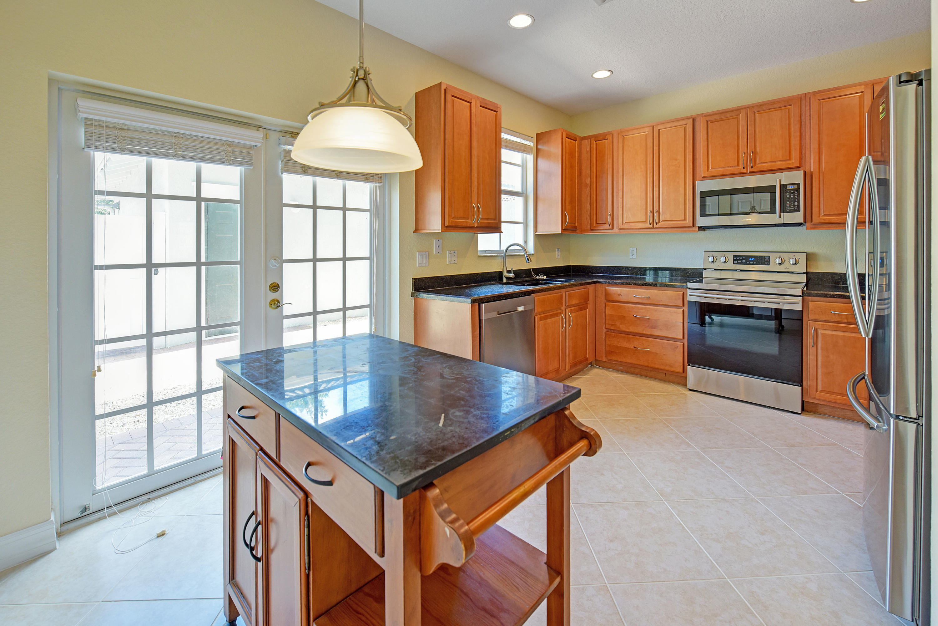 932 Northwest 18th Avenue Boca Raton, FL 33431 - Photo 6 of 35 kitchen