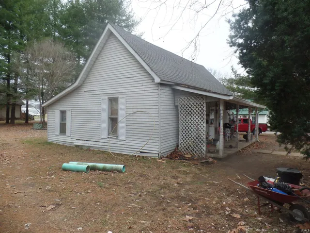 $45,000 | 1208 1st Street, Bloomfield, IN 47424