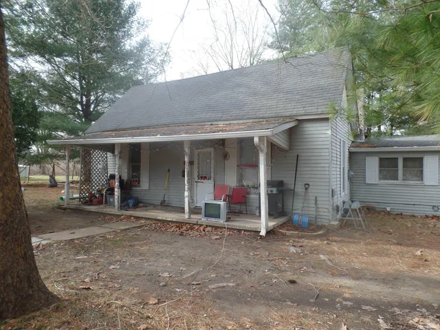 $45,000 | 1208 1st Street, Bloomfield, IN 47424