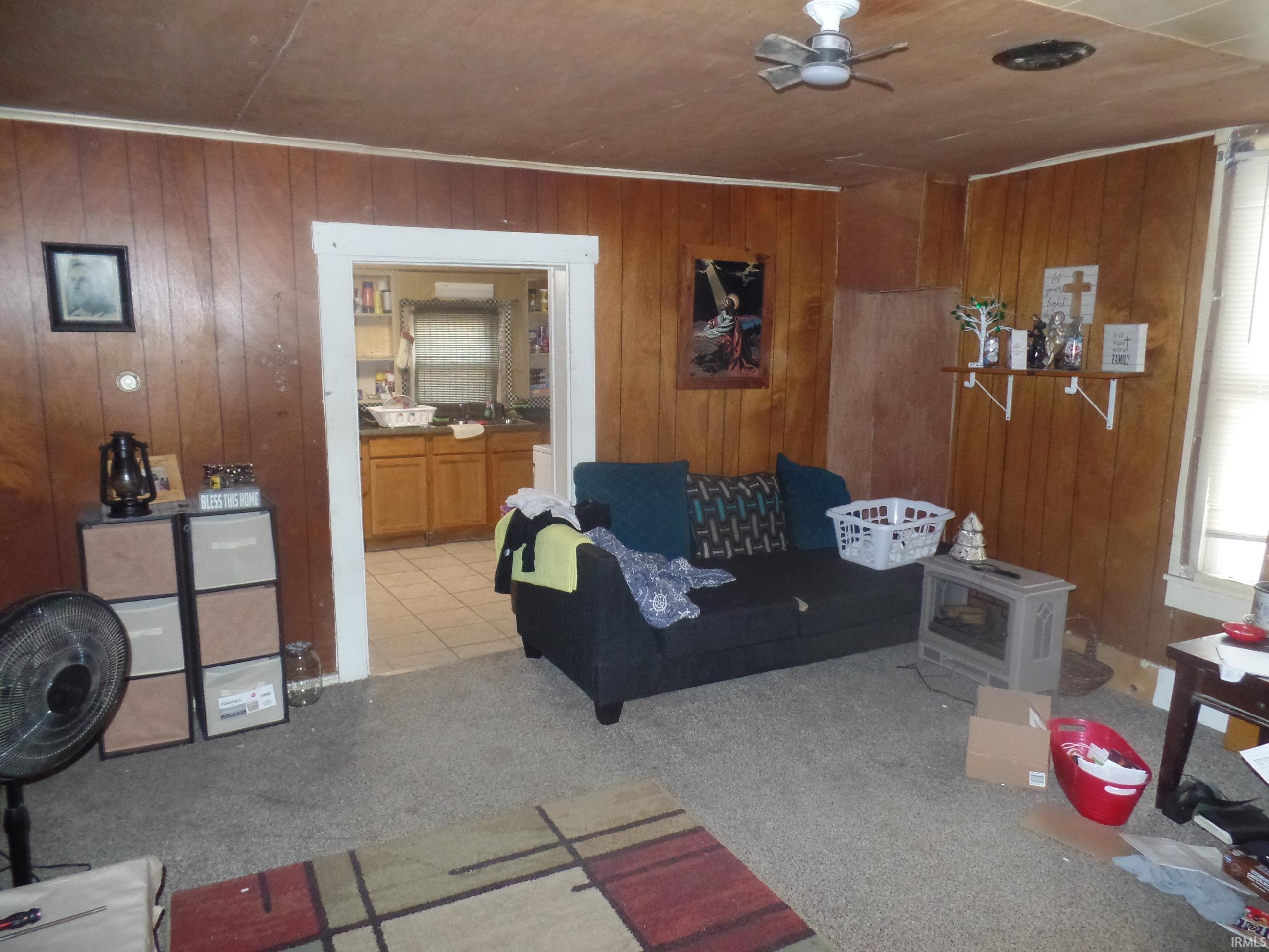 1208 1st Street Bloomfield, IN 47424 - Photo 2 of 14