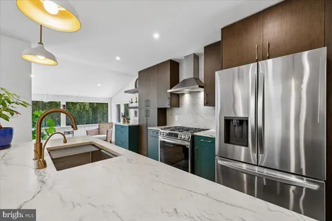 $1,150,000 | 10700 Keswick Street, Garrett Park, MD 20896