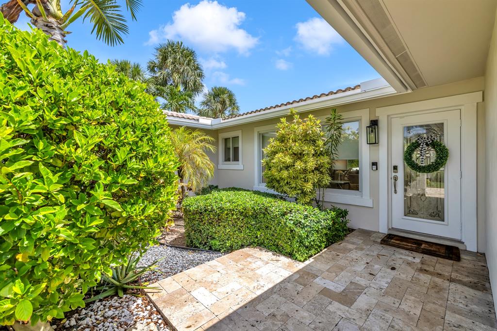 2800 Northeast 21st Avenue Lighthouse Point, FL 33064 - Photo 7 of 58