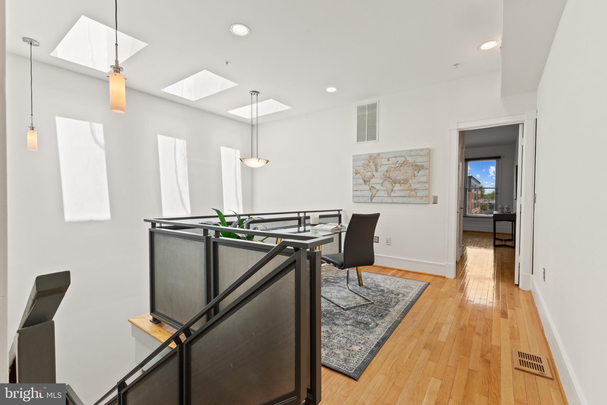 526 13th Street Southeast, Unit B Washington, DC 20003 - Photo 14 of 33 Bright and airy loft workspace.