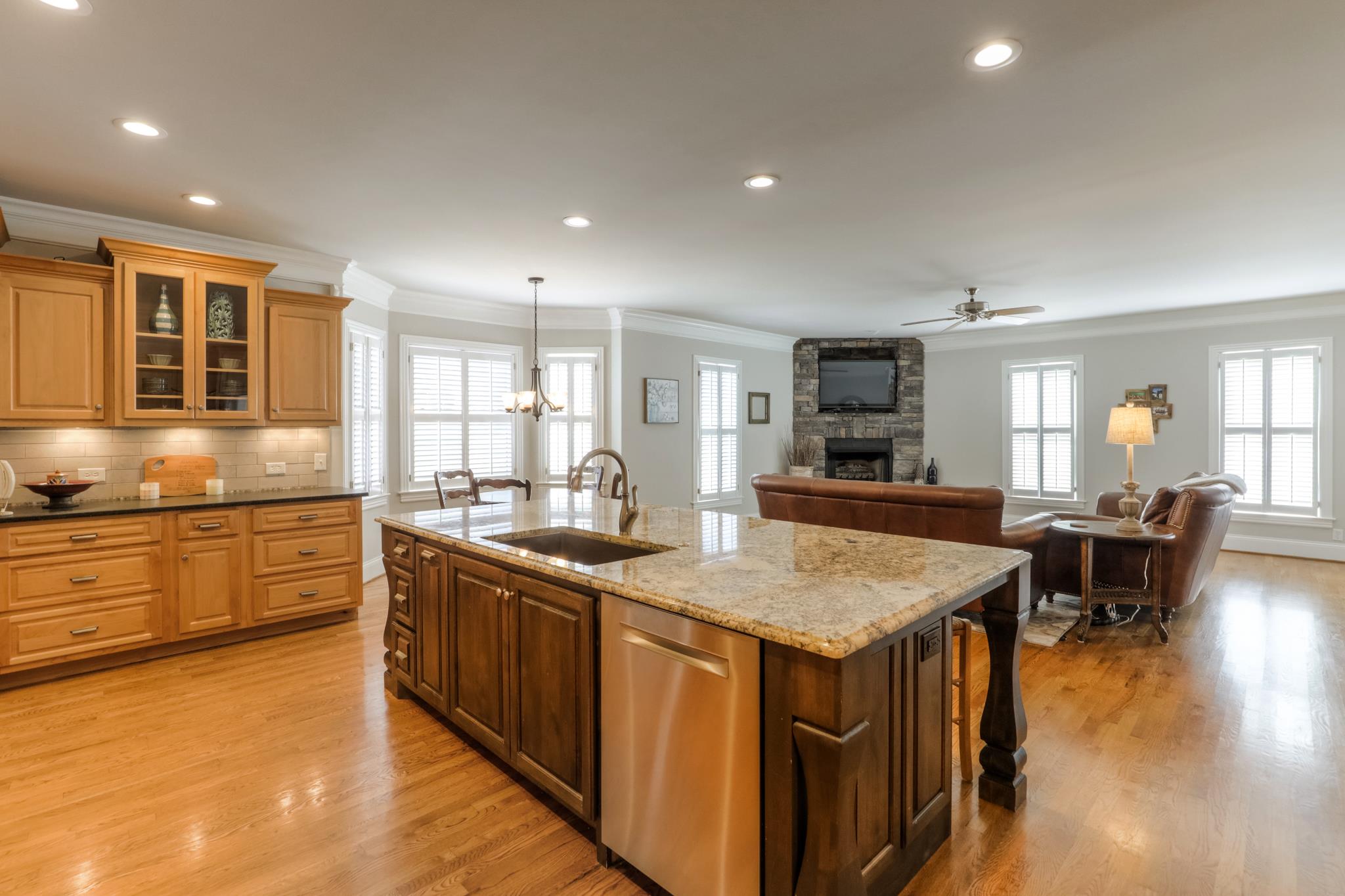 9405 Clovercroft Road Franklin, TN 37067 - Photo 9 of 30 Gallery Image 9