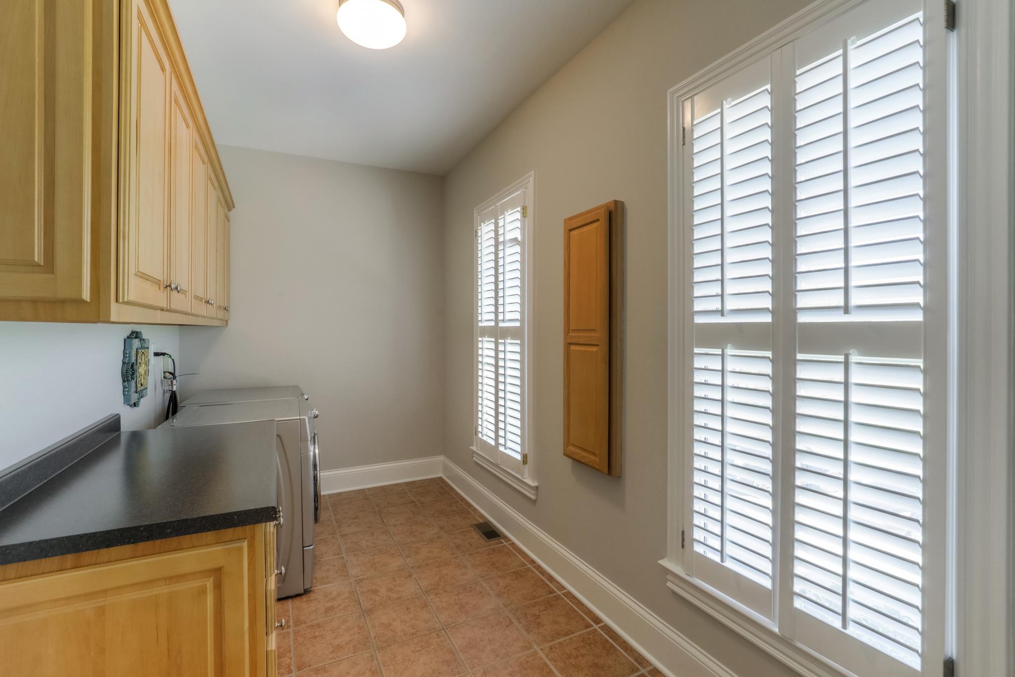 9405 Clovercroft Road Franklin, TN 37067 - Photo 10 of 30 Gallery Image 10