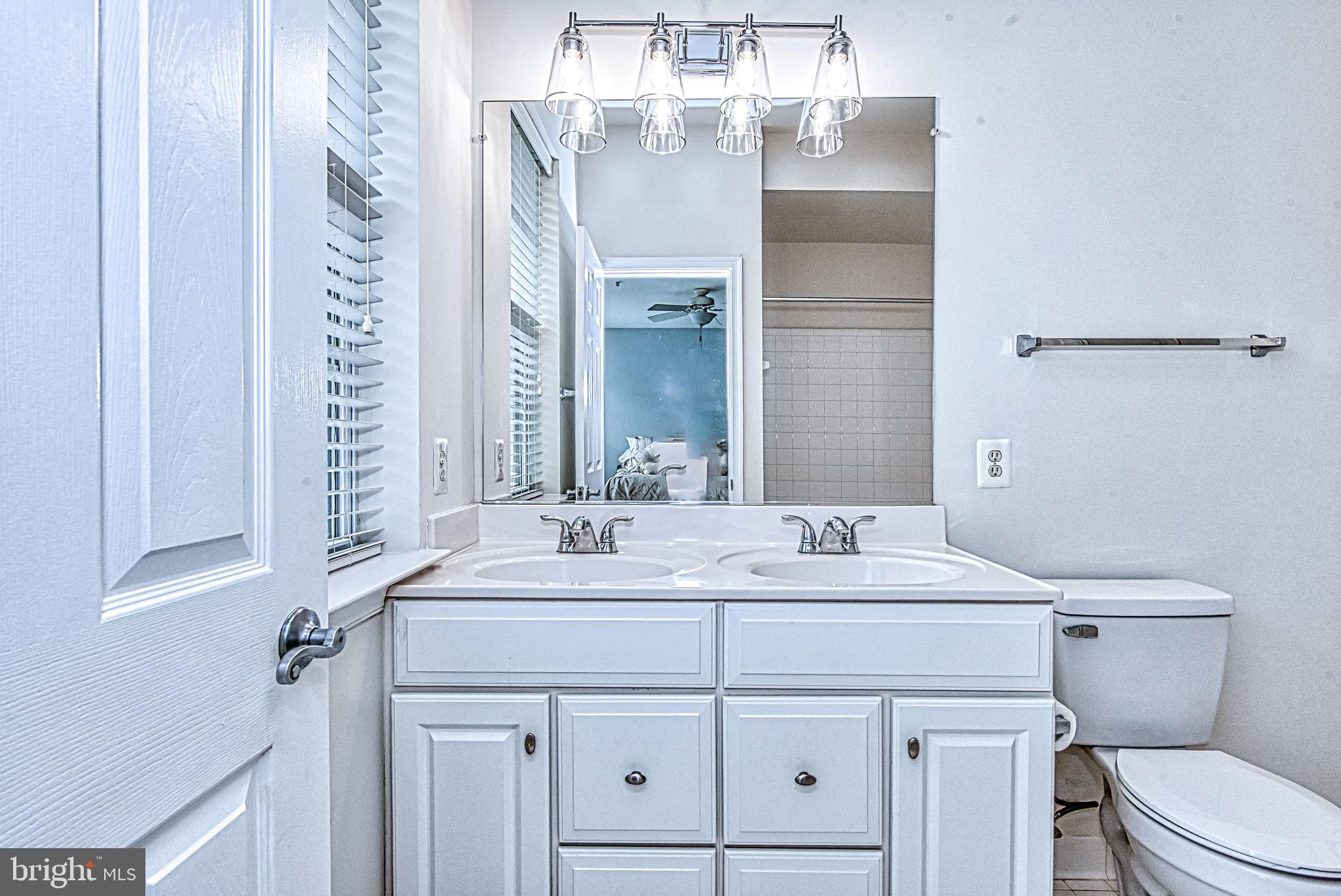 13812 Breezy Ridge Way, Unit 101 Woodbridge, VA 22191 - Photo 21 of 45