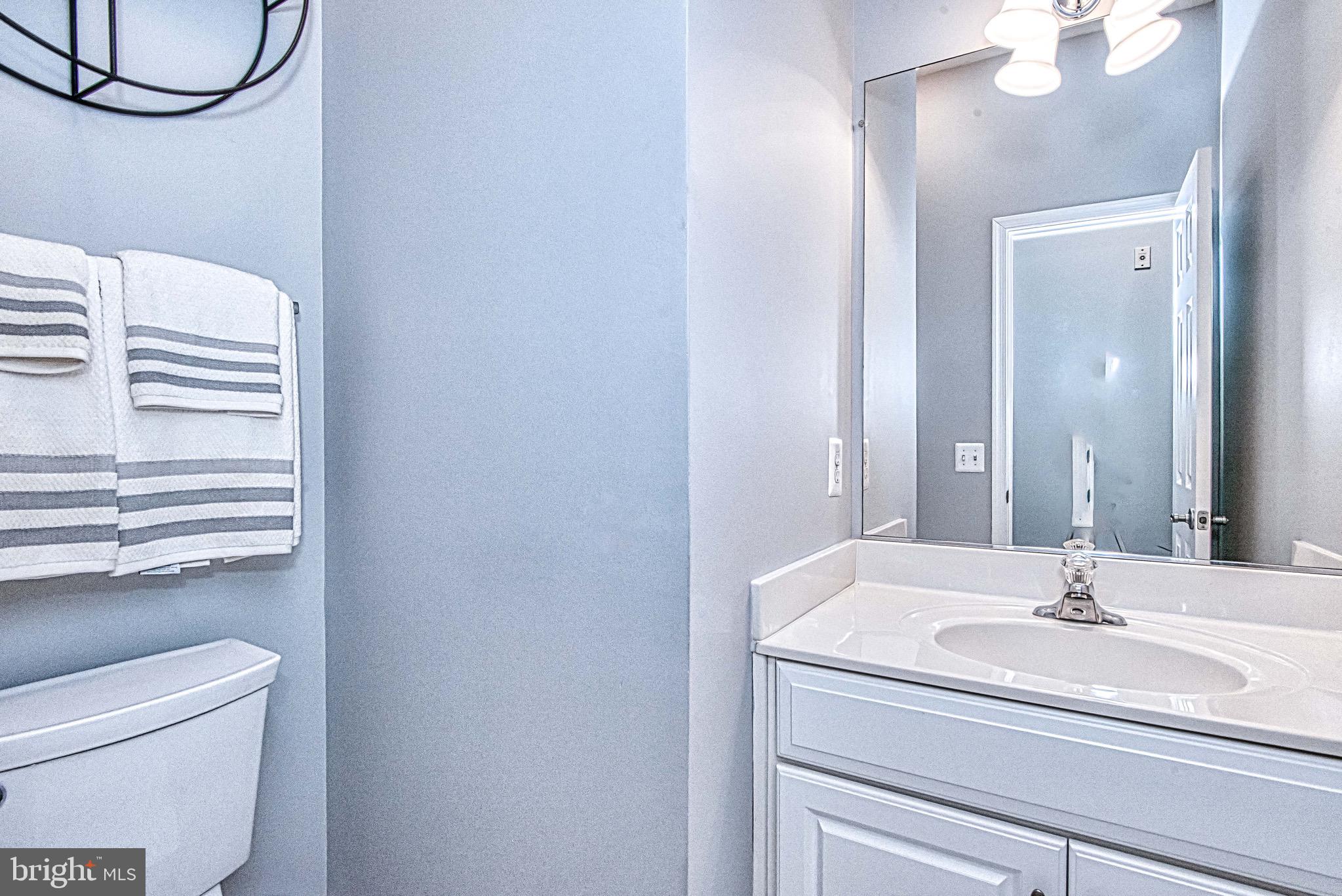 13812 Breezy Ridge Way, Unit 101 Woodbridge, VA 22191 - Photo 29 of 45