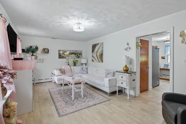 $359,900 | 4188 Main Street, Palmer, MA 01069