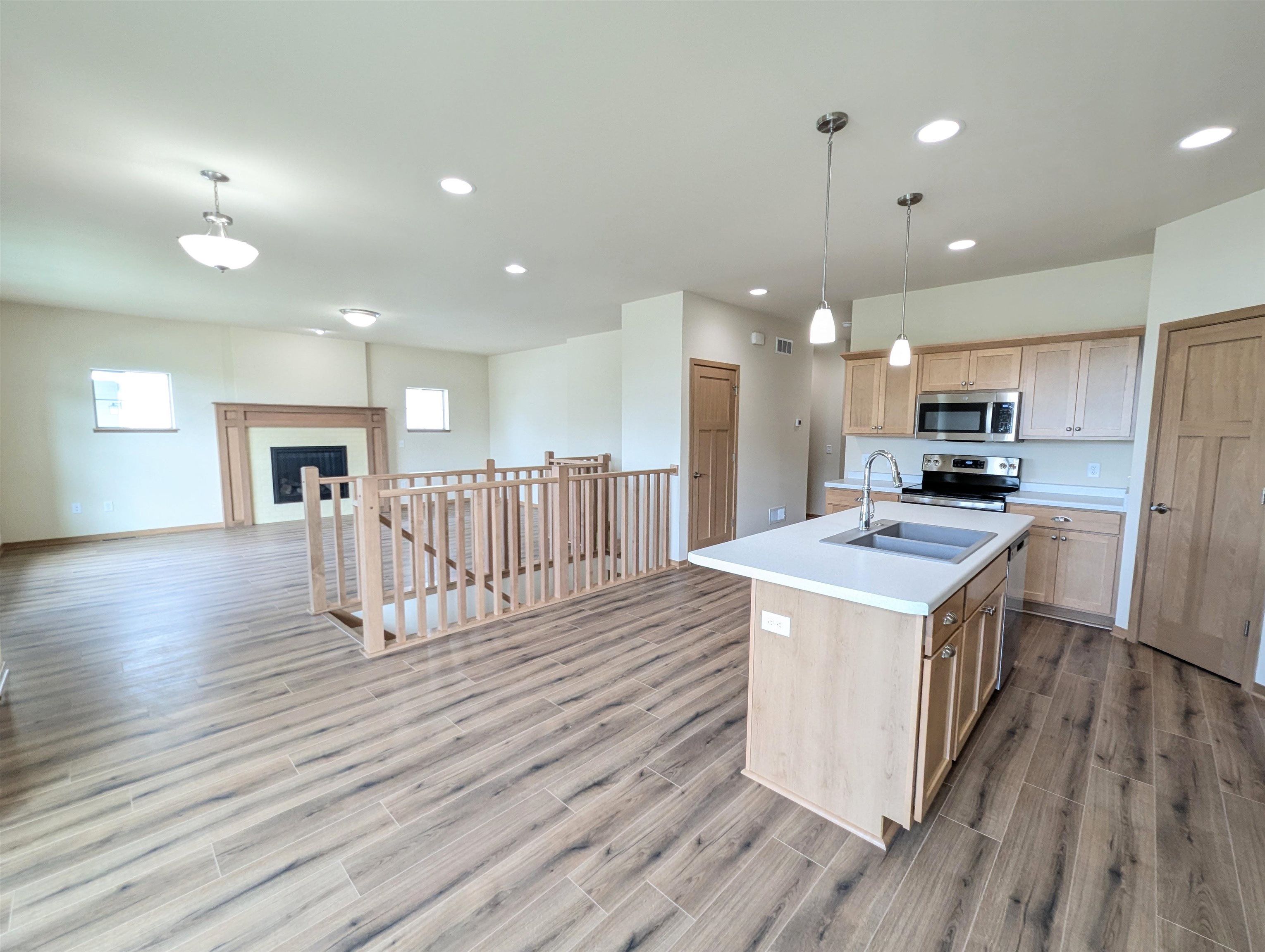 4817 Suelo Road Fitchburg, WI 53711 - Photo 16 of 32