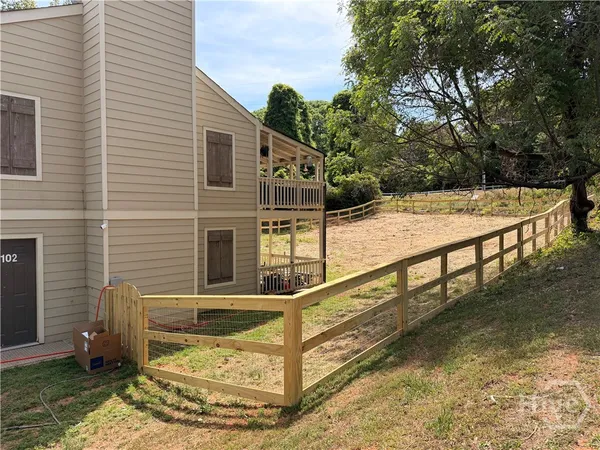 $2,100 | 102 Welch Place, Athens, GA 30606