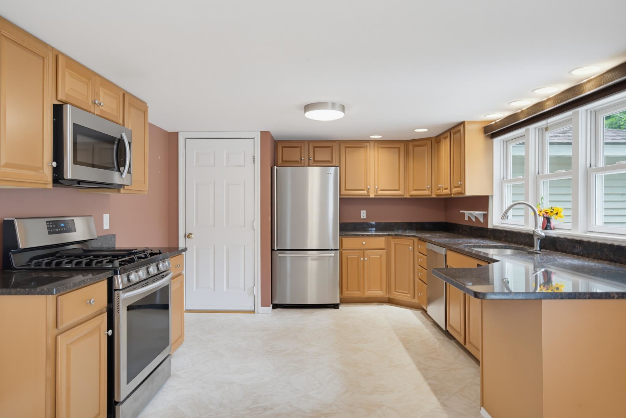 35 Pleasant Street Newfields, NH 03856 - Photo 10 of 58 Gallery Image 10