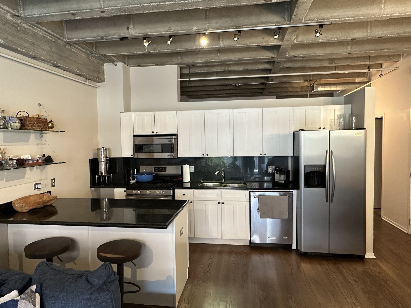 811 South Lytle Street, Unit 108 Chicago, IL 60607 - Photo 8 of 17 Gallery Image 8