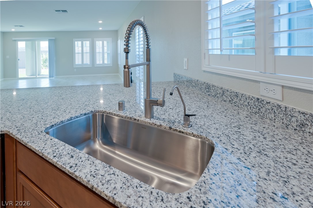 9792 Newcastle Spring Avenue Las Vegas, NV 89178 - Photo 13 of 49
