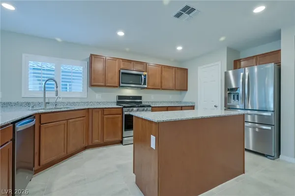 $3,200 | 9792 Newcastle Spring Avenue, Las Vegas, NV 89178