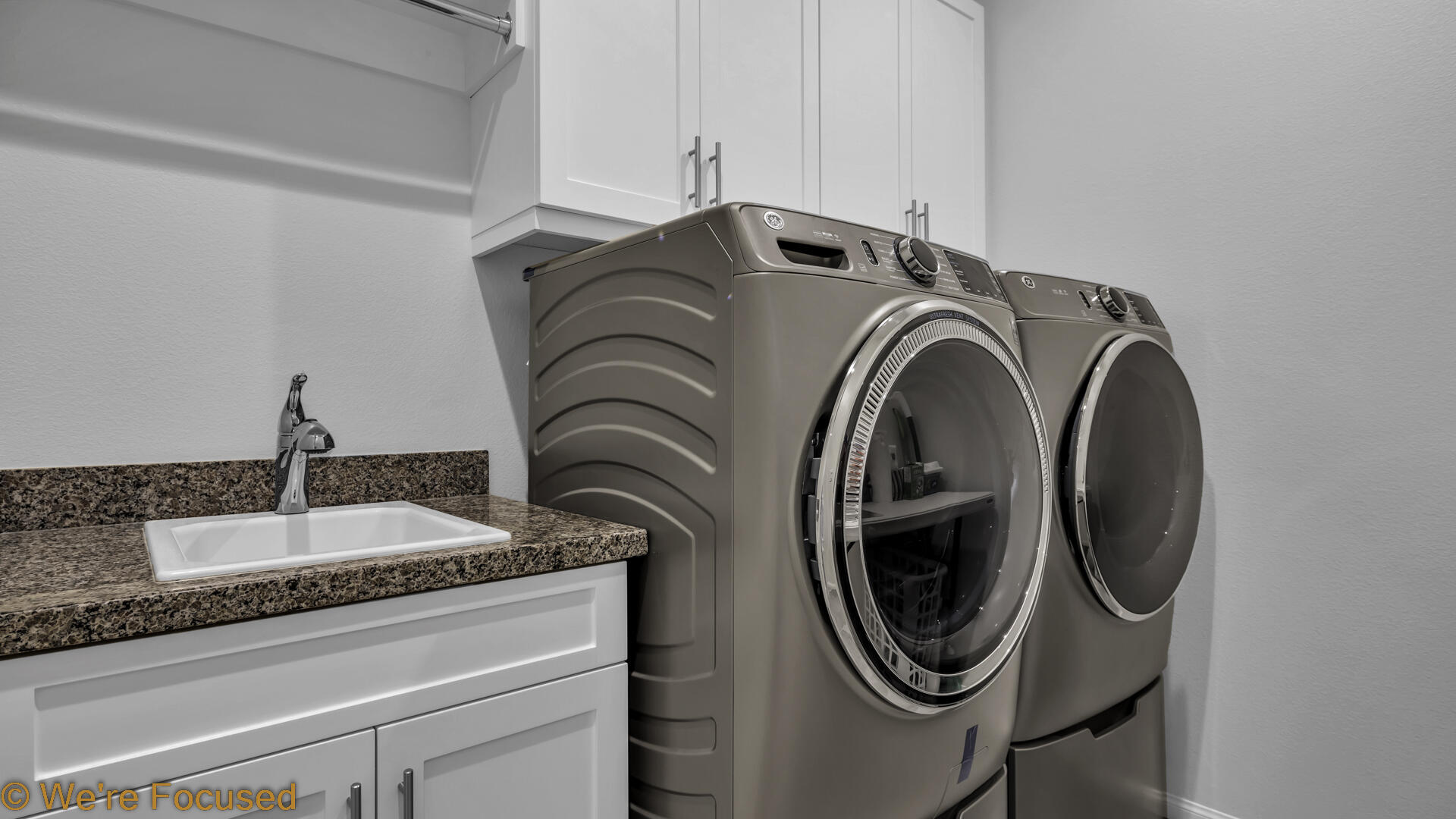 50845 Bee Canyon Drive Indio, CA 92201 - Photo 31 of 74 a utility room with dryer and washer
