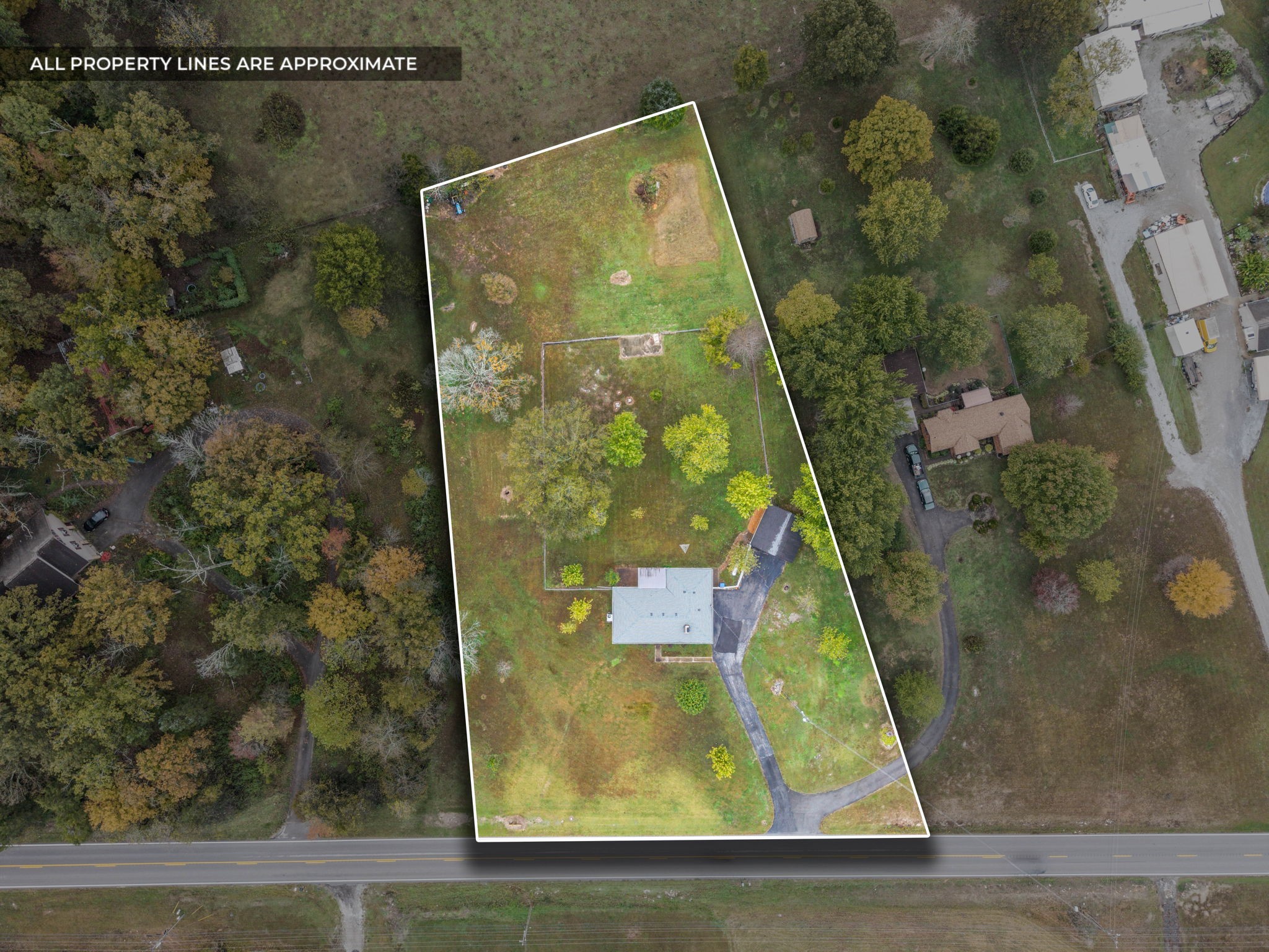 5675 Princeton Road Hopkinsville, KY 42240 - Photo 2 of 38 view of bathroom