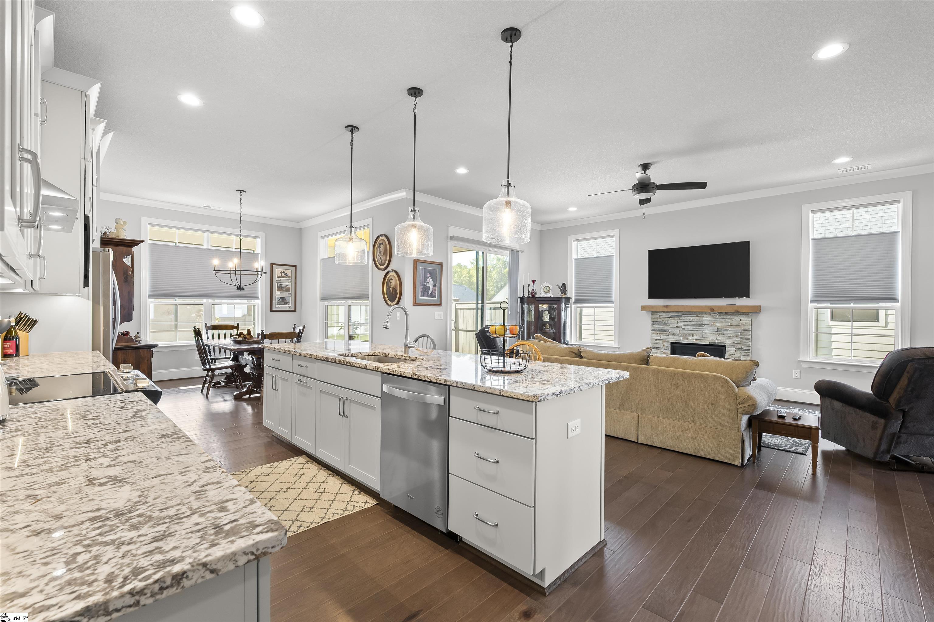 103 Ridan Road Mauldin, SC 29662 - Photo 9 of 33