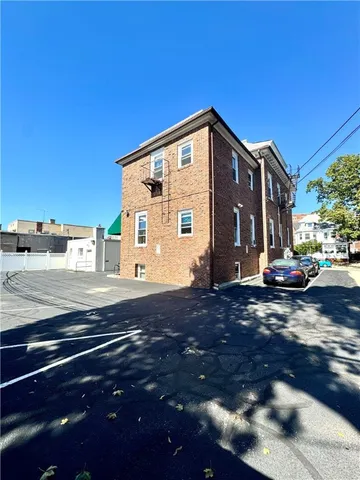 $269,900 | 19 South Angell Street, Unit 2, Providence, RI 02906