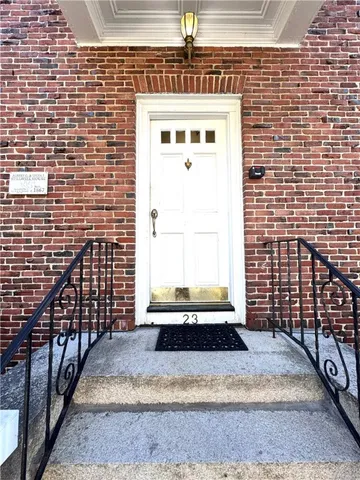 $269,900 | 19 South Angell Street, Unit 2, Providence, RI 02906