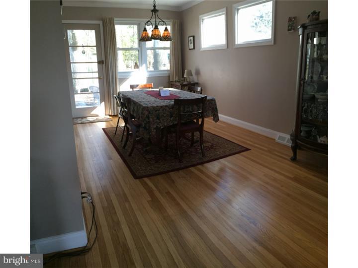 509 Salsbury Road Cherry Hill, NJ 08034 - Photo 3 of 16