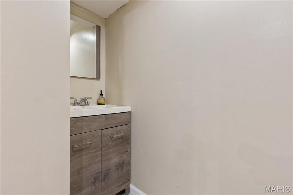 3809 Salvation Road Florissant, MO 63034 - Photo 27 of 35