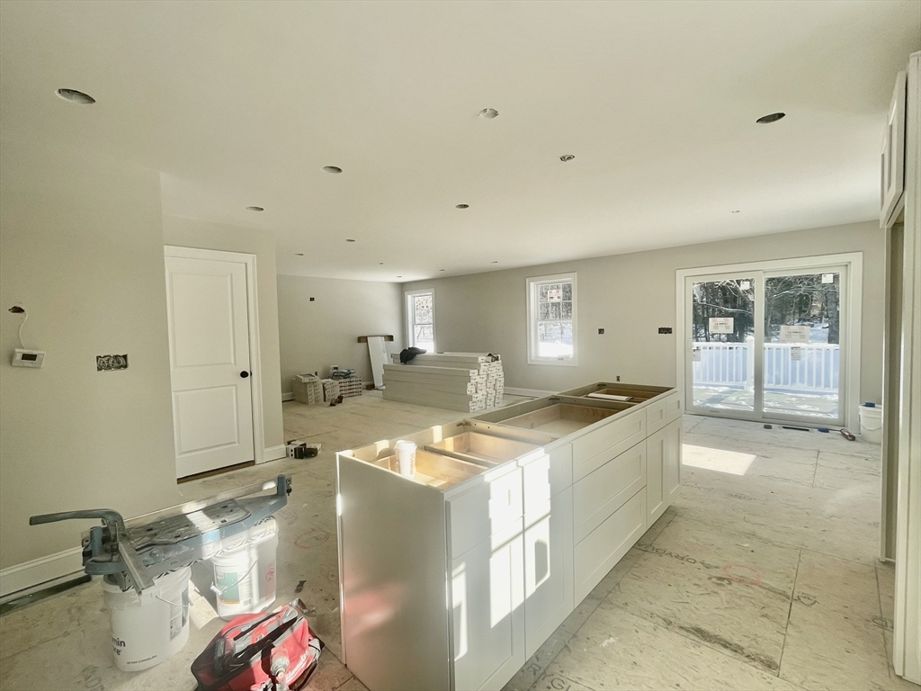 36 Montbatten Road, Unit B Billerica, MA 01821 - Photo 3 of 11