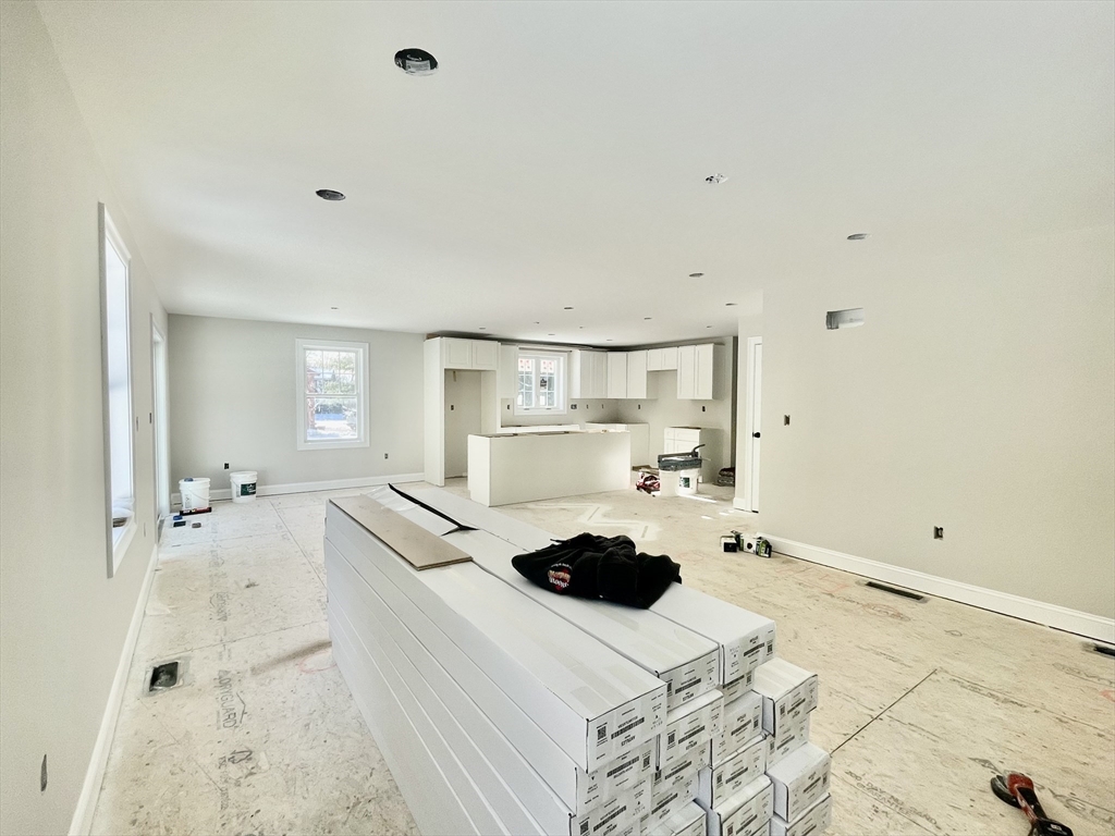 36 Montbatten Road, Unit B Billerica, MA 01821 - Photo 4 of 11