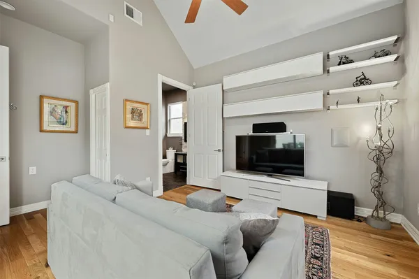 $9,000 | 712 Furlong Drive, Austin, TX 78746