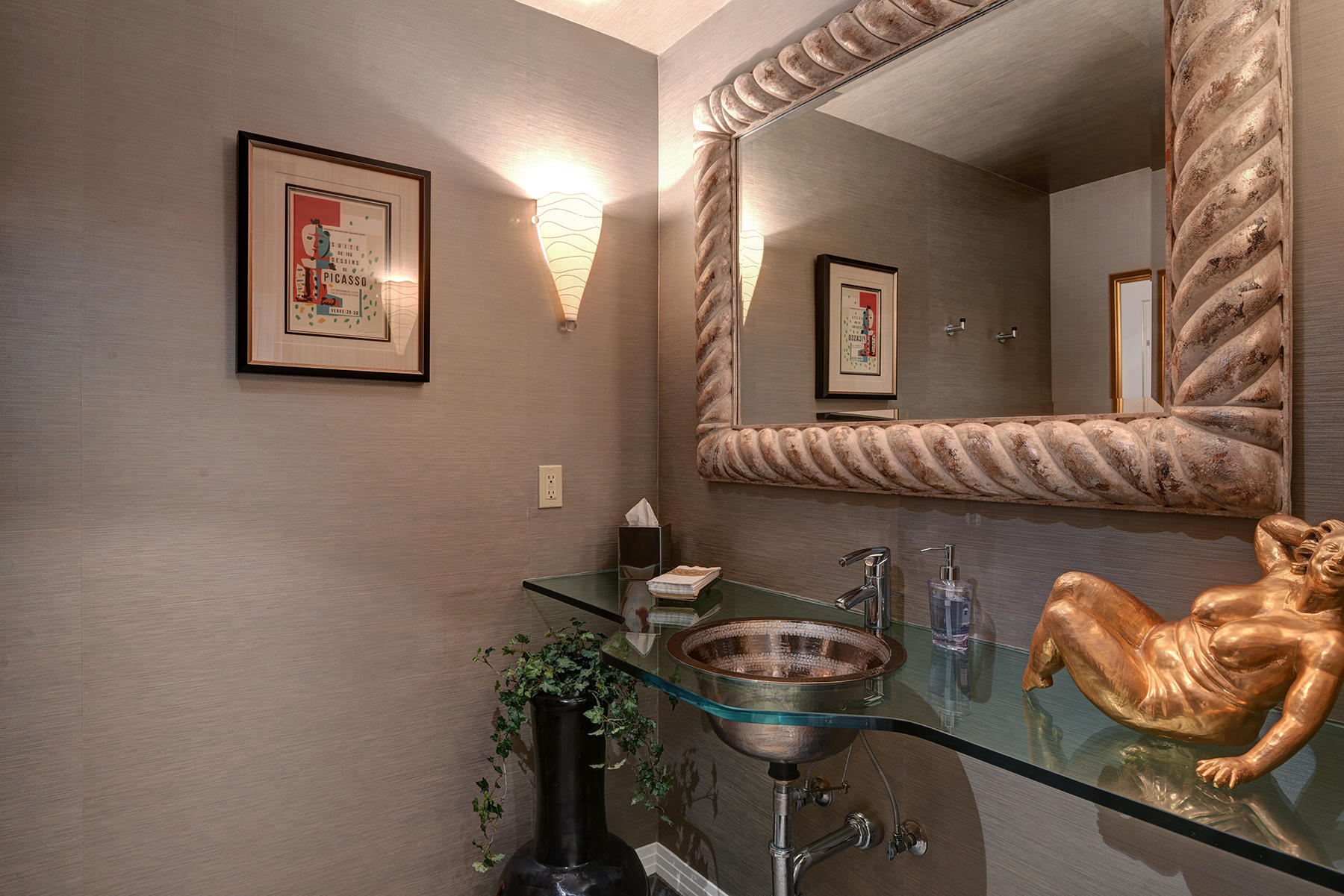 8 Rutgers Court Rancho Mirage, CA 92270 - Photo 10 of 57 a living room with furniture and painting on the wall