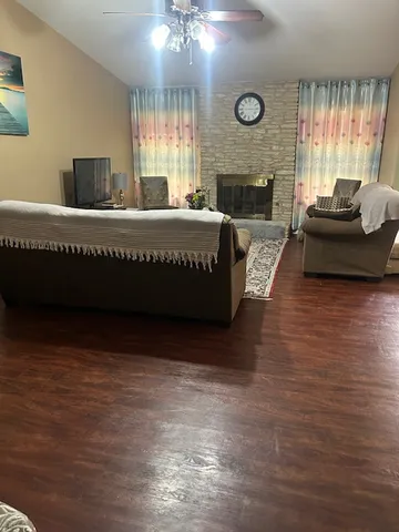 $1,975 | 11912 Stout Oak Trail, Austin, TX 78750