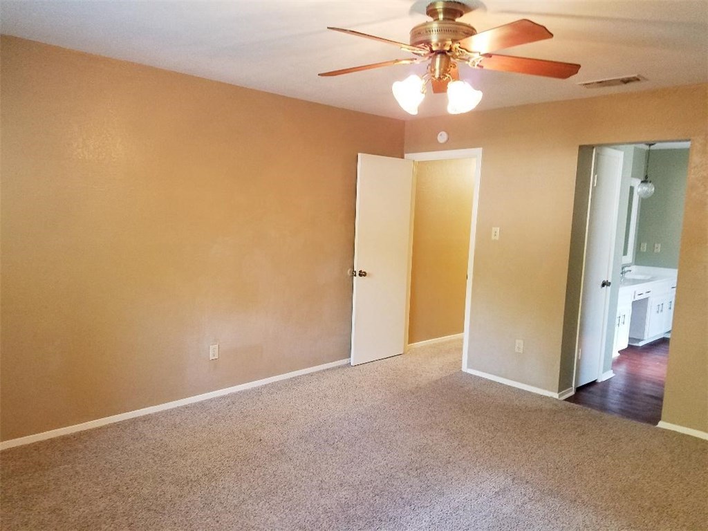 11912 Stout Oak Trail Austin, TX 78750 - Photo 12 of 29