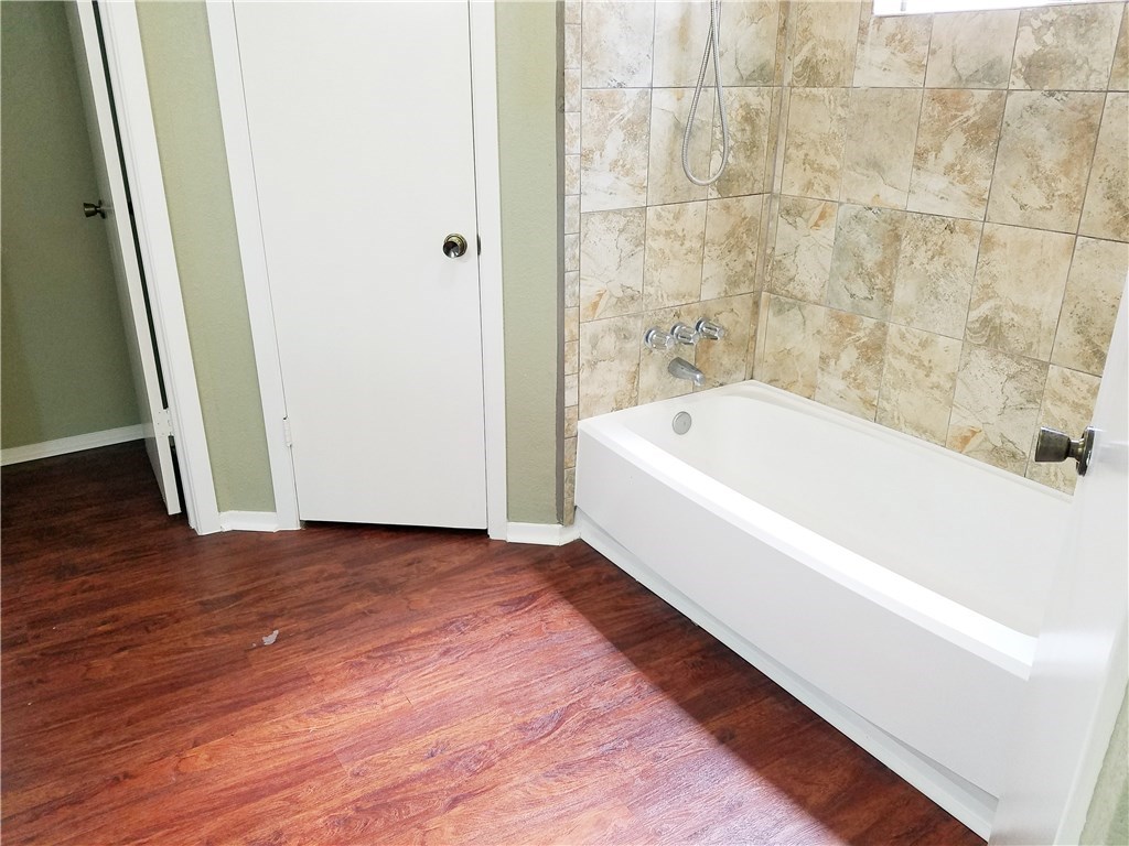 11912 Stout Oak Trail Austin, TX 78750 - Photo 15 of 29