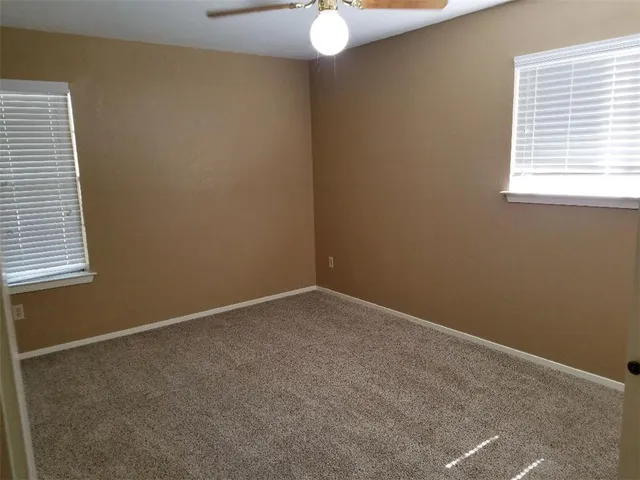 $1,975 | 11912 Stout Oak Trail, Austin, TX 78750