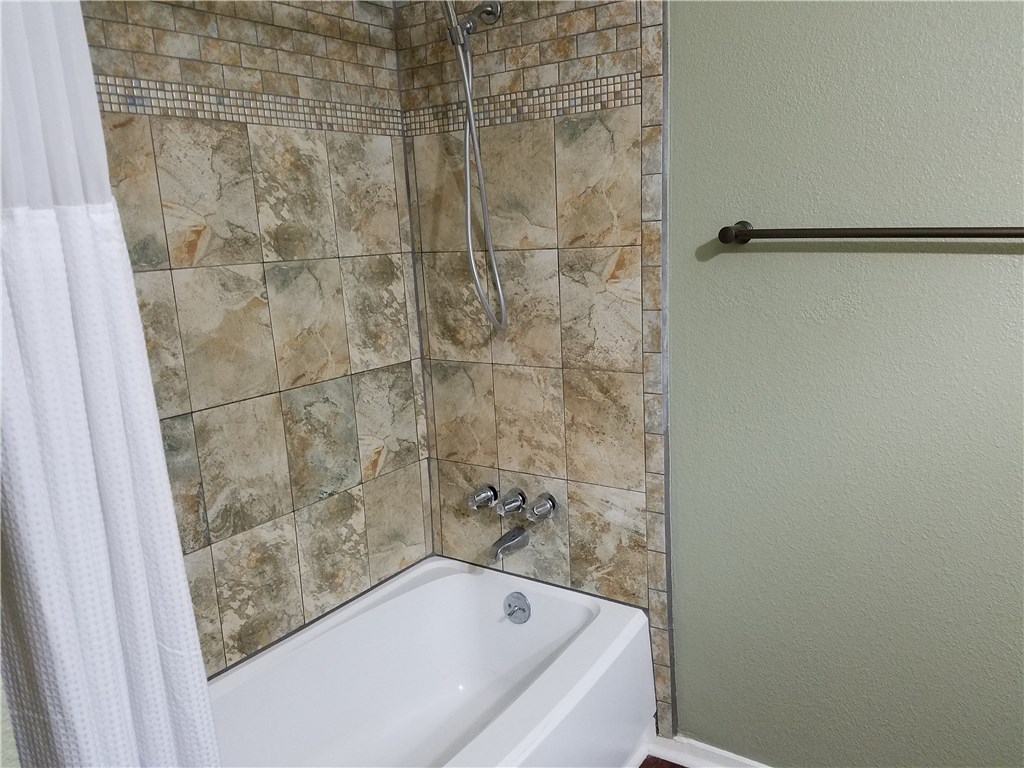 11912 Stout Oak Trail Austin, TX 78750 - Photo 21 of 29