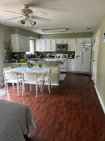 $1,975 | 11912 Stout Oak Trail, Austin, TX 78750