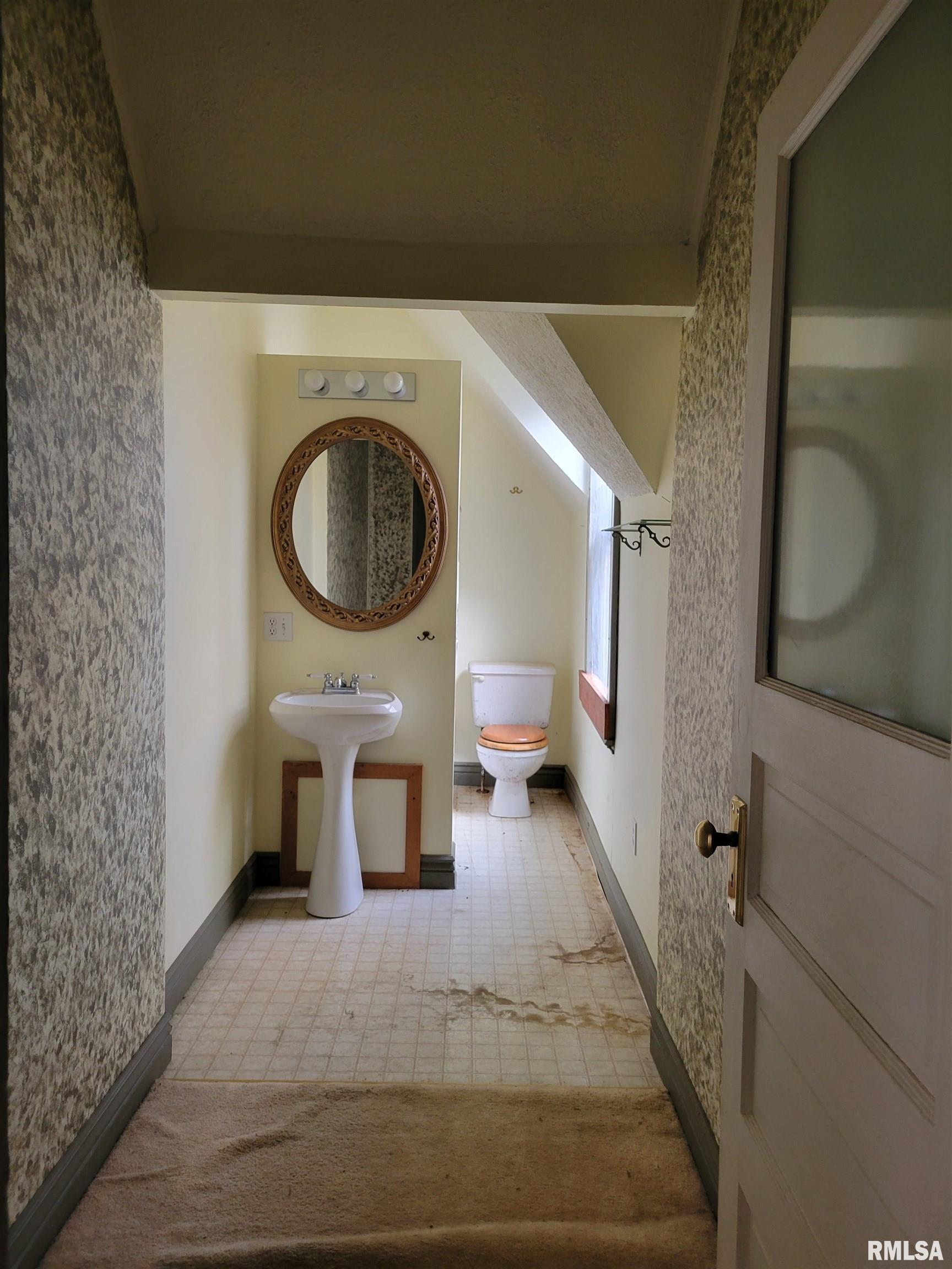 215 West Vienna Street Anna, IL 62906 - Photo 12 of 14