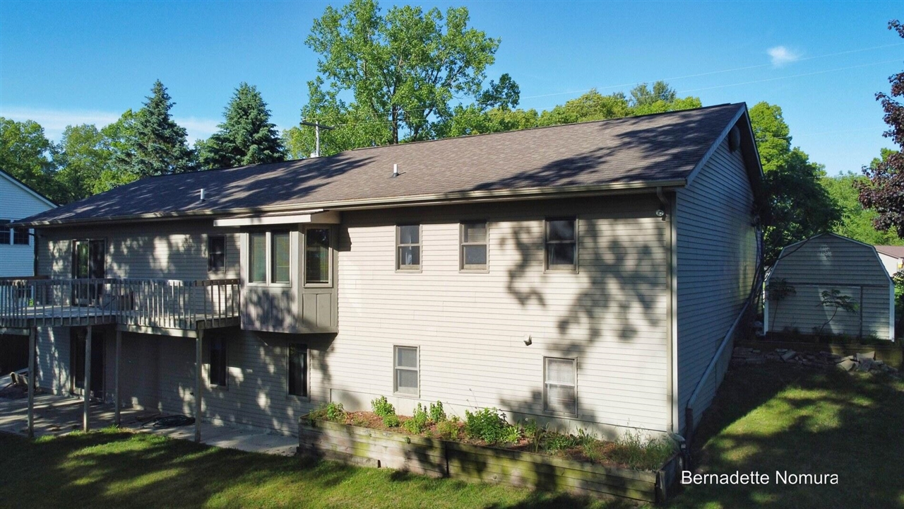 12167 Reyburn Drive Northeast Sparta, MI 49345 - Photo 7 of 34