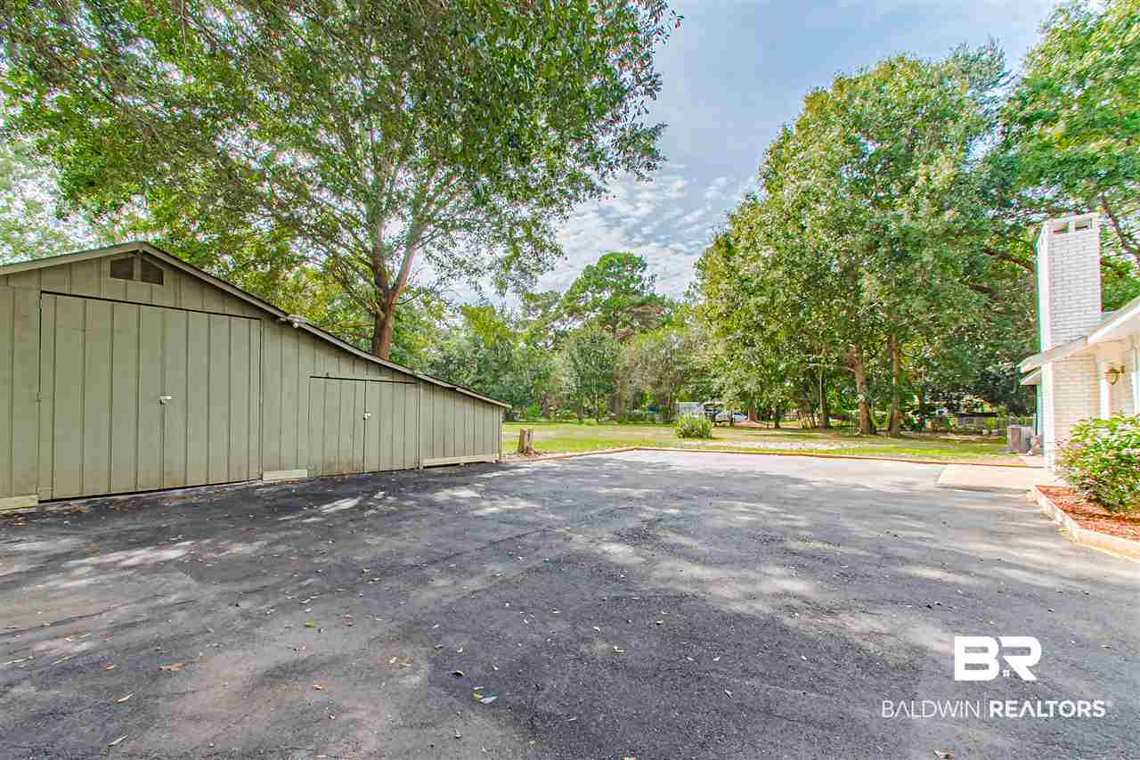 9770 Pleasant Road Daphne, AL 36526 - Photo 35 of 40