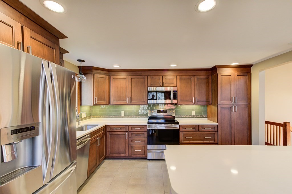 1 Castle Hill Road Hopkinton, MA 01748 - Photo 14 of 42 Gallery Image 14