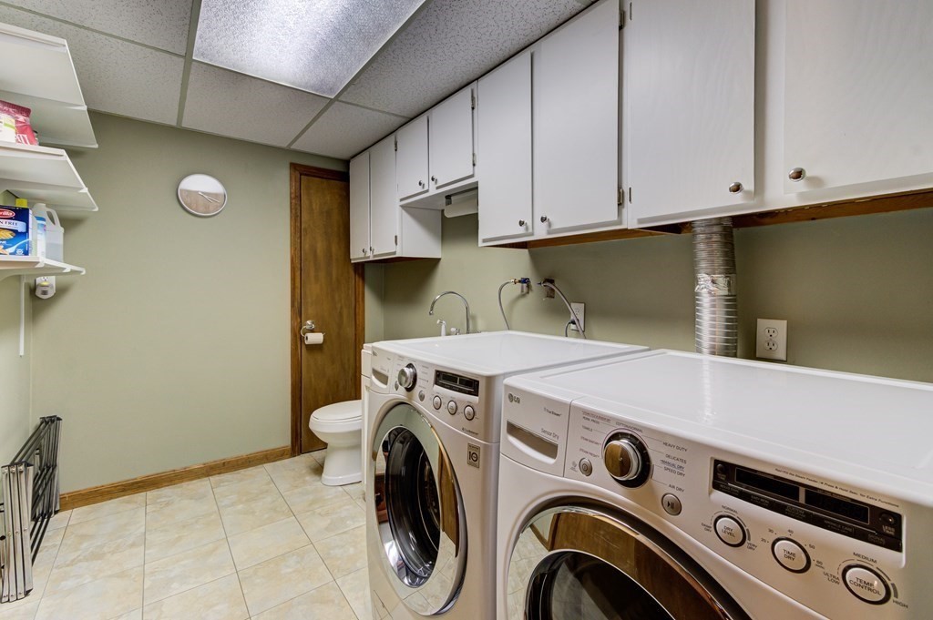 1 Castle Hill Road Hopkinton, MA 01748 - Photo 31 of 42 Gallery Image 31