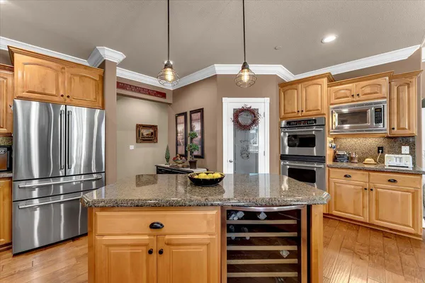 $899,900 | 3647 Laver Court, Redding, CA 96002